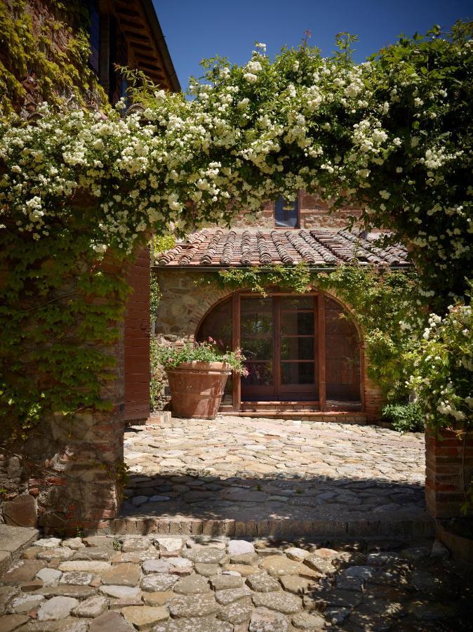 Montauto Suites Chianciano Terme Exterior photo